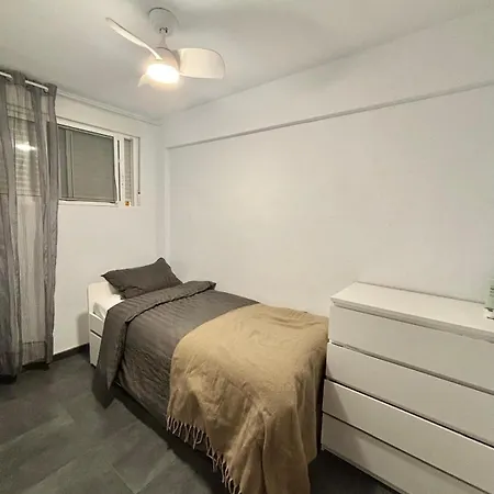 Beach Apartment *