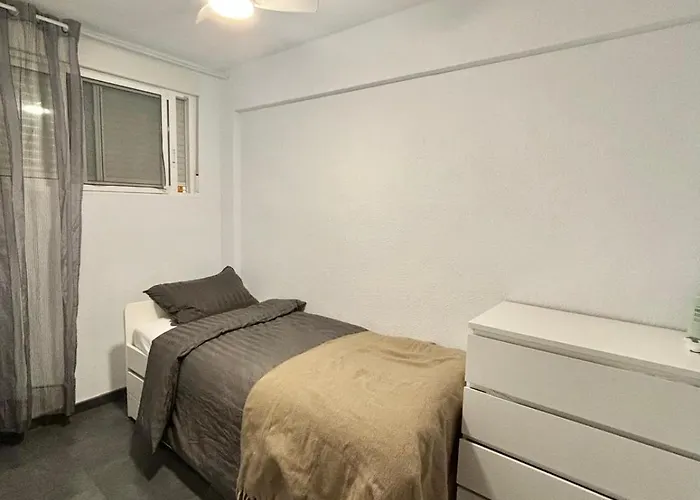 Beach Apartment *
